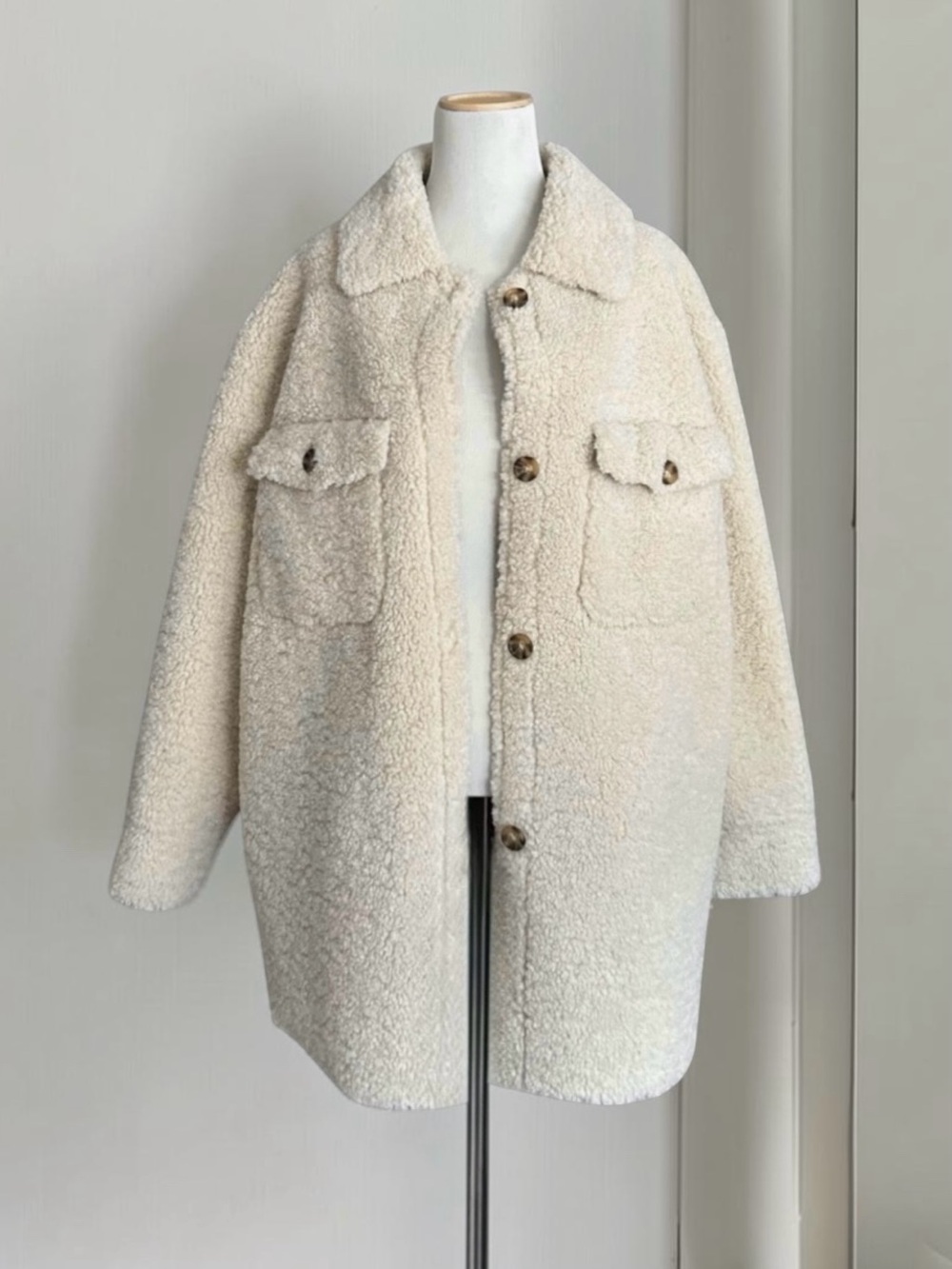 Mango Creamy Beige Faux Shearling Jacket Size M NWT